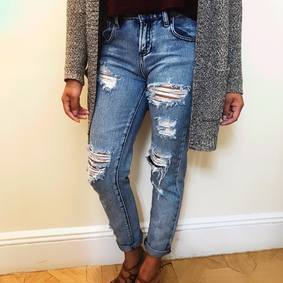 Brandy Melville Denim - Brandy Melville Distressed Boyfriend Jeans